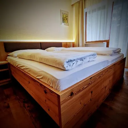Alpina Konukevi 3*