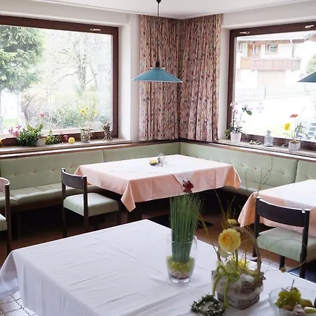 Alpina Guest house
